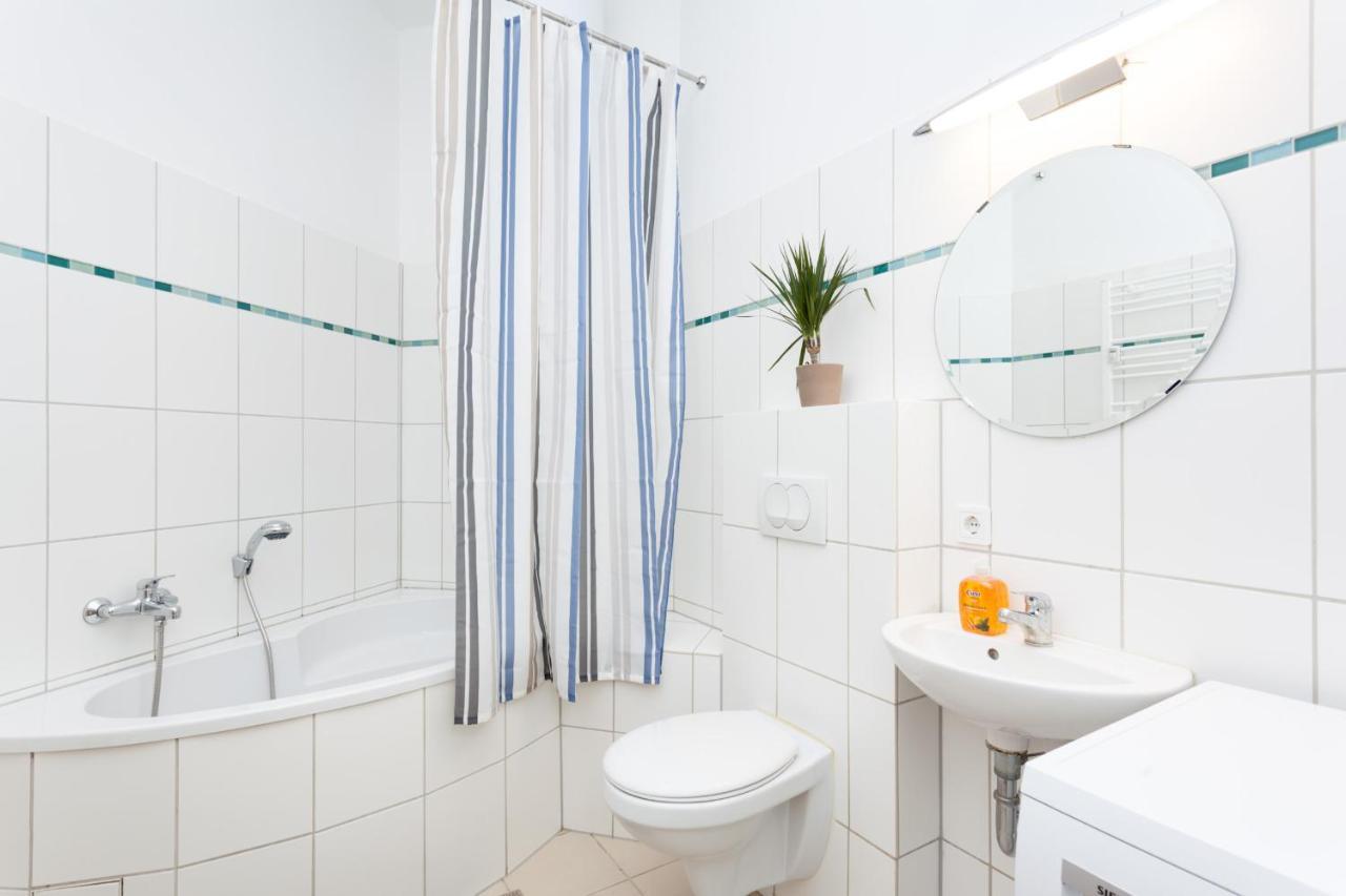 Boediker Loft, 3 Bedroom App With 2 Bath Rooms In Friedrichshain Up To 9 Berlin Eksteriør bilde